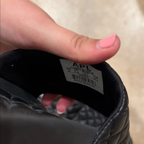 APL Lusso Black Nappa Quilted Leather Slides - Picture 9 of 13